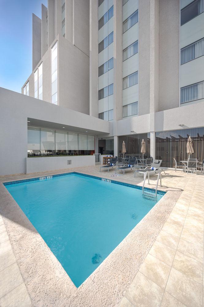 Courtyard By Marriott Saltillo Exterior photo