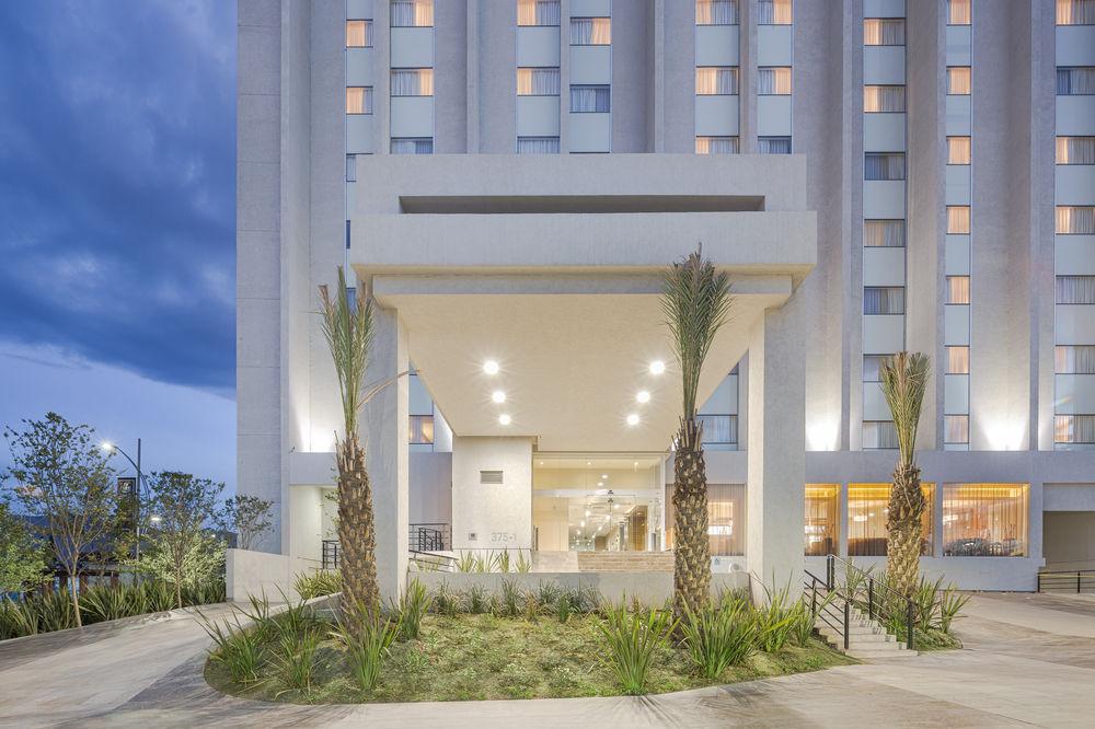 Courtyard By Marriott Saltillo Hotel Exterior photo